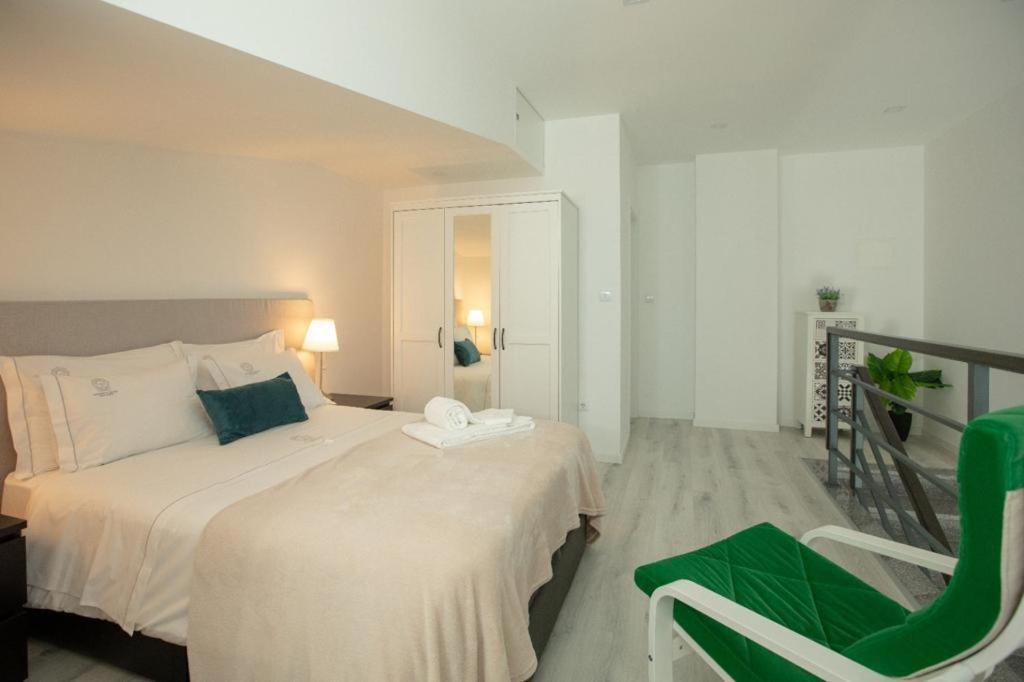 Aveiro'S Dock Apartments Екстериор снимка