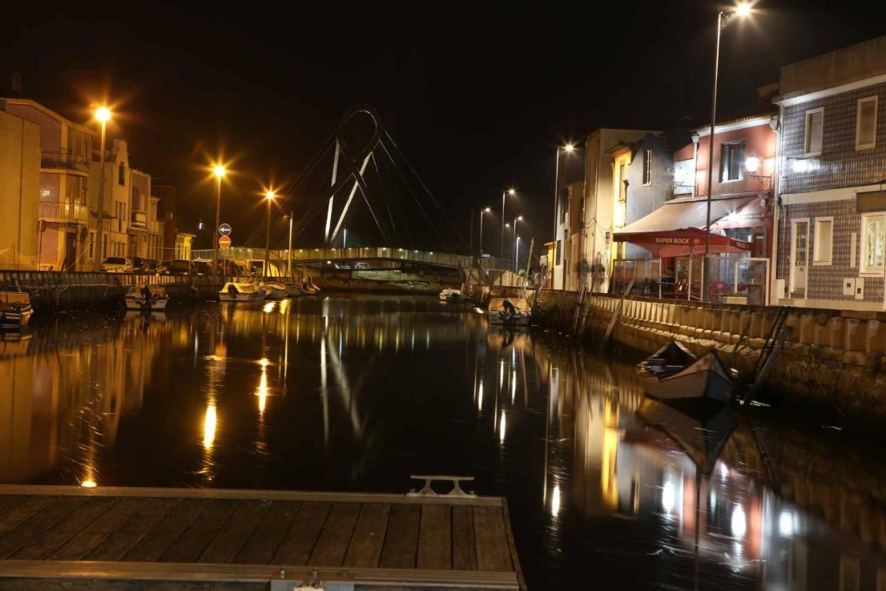Aveiro'S Dock Apartments Екстериор снимка